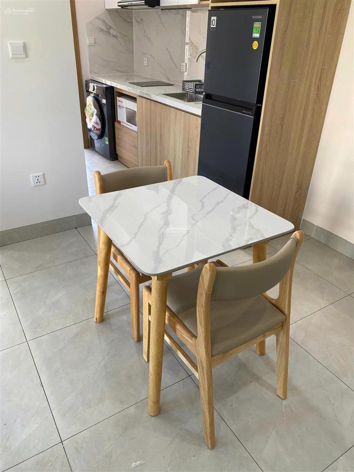 Cho thuê tòa căn hộ 6 tầng, diện tích 200m²  phú thượng, tây hồ, hà nội