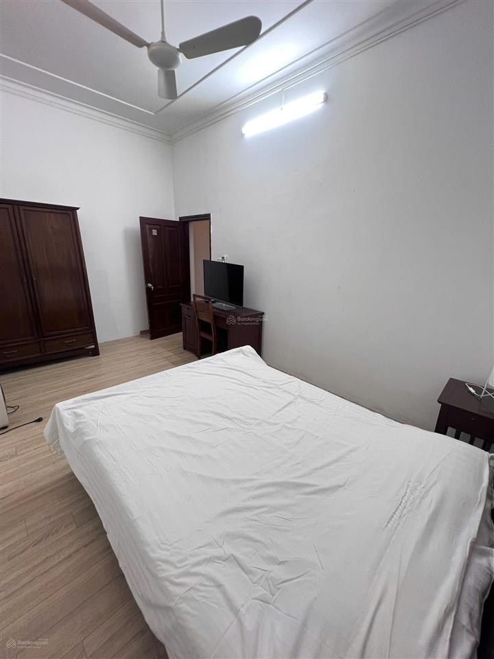 Cho thuê biệt thự sân vườn rộng rãi tô ngọc vân, quảng an, tây hồ, hà nội 0981 222 ***