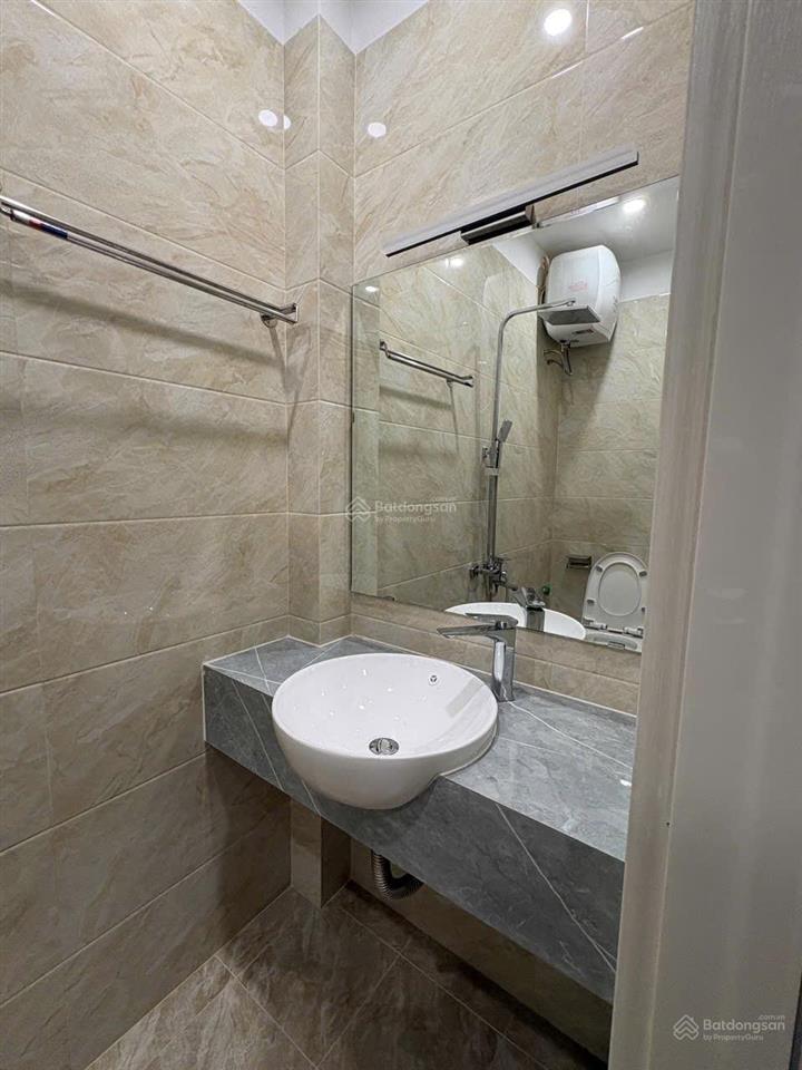 Cho thuê nhà 5 tầng khu phố âu cơ, tây hồ, hà nội 0981 222 ***