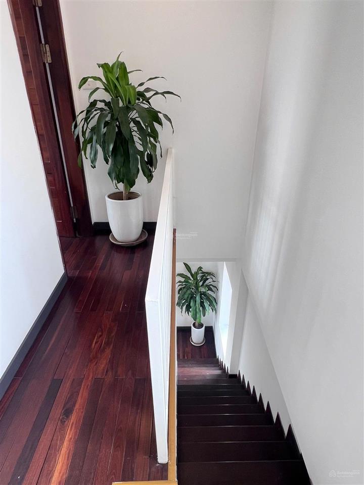 Cho thuê nhà 2 phòng ngủ khu quảng khánh  tây hồ  hà nội