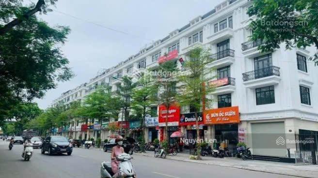 Bán đất diện tích 200m2 mặt tiền 12m khu phố xuân la  tây hồ, hà nội0981 222 ***