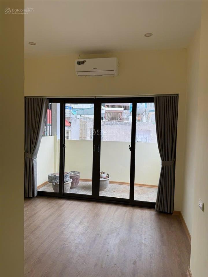 Cho thuê nhà 5 tầng khu phố tứ liên  tây hồ  hà nội  0981 222 ***