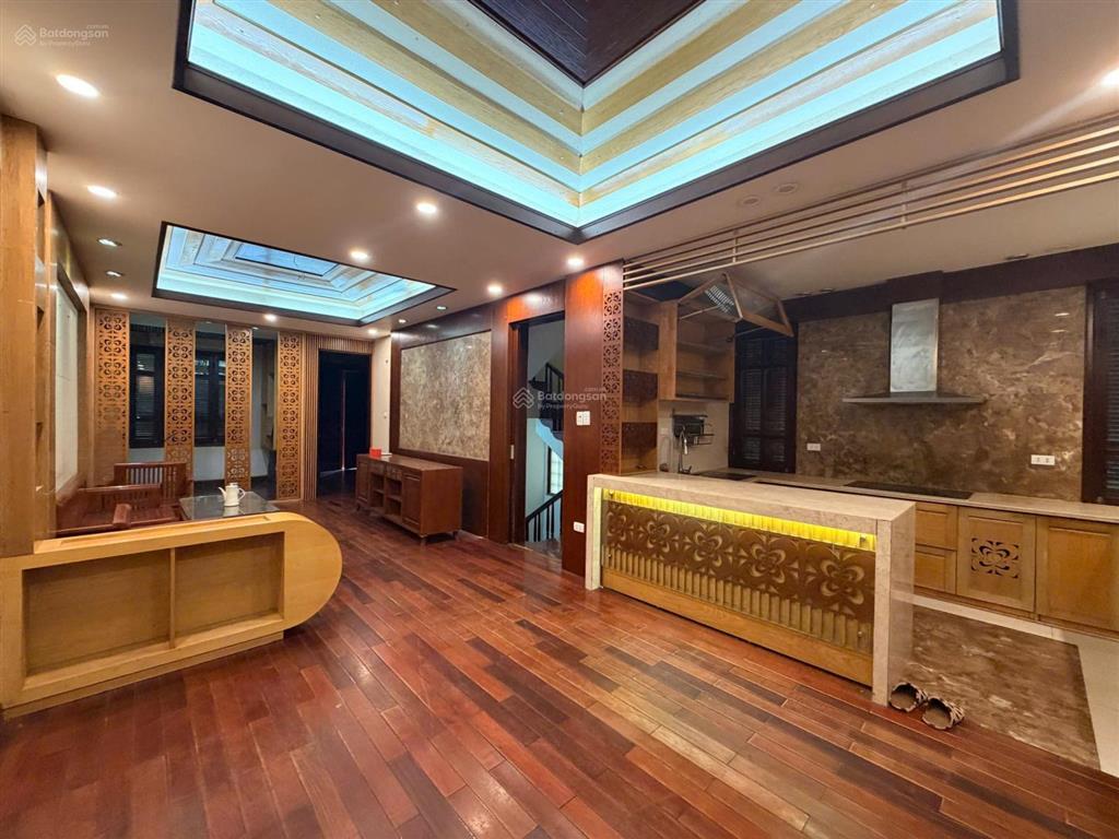 Cho thuê nhà 5 tầng mặt phố tô ngọc vân, quảng an, tây hồ, hà nội 0981 222 ***