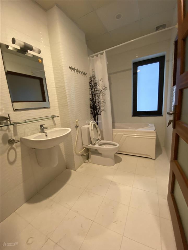 Cho thuê nhà 5 tầng khu phố quảng khánh tây hồ, hà nội 0981 222 ***