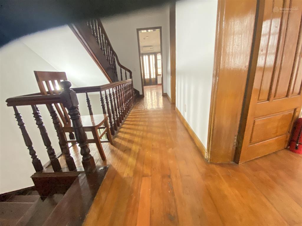 Cho thuê biệt thự có hồ bơi riêng view hồ tây khu phố quảng khánh, tây hồ, hà nội 0981 222 ***