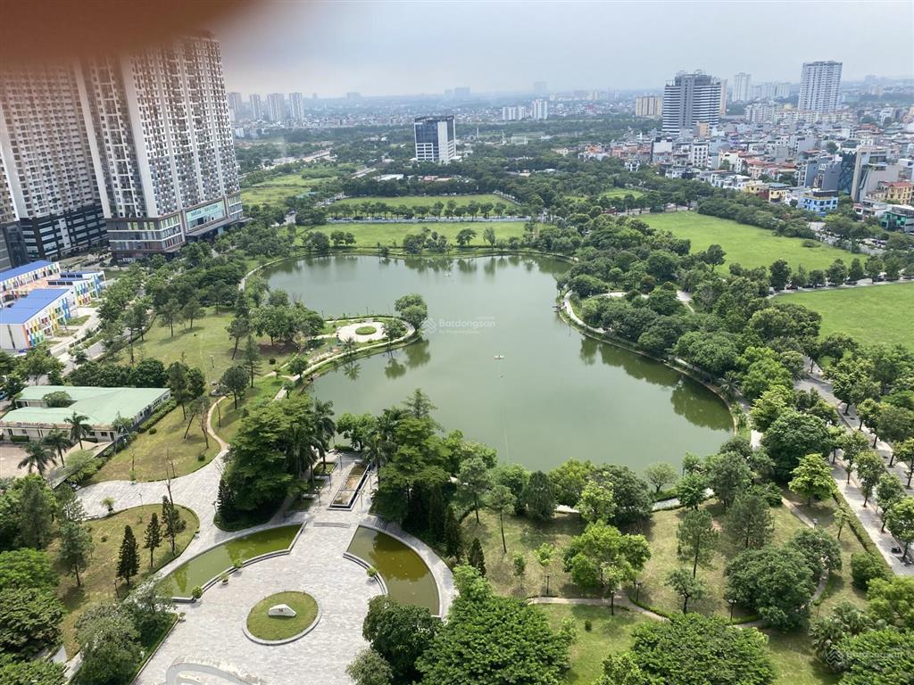 Bán căn hộ chung cư sổ đỏ chính chủ tầng cao view hồ cực đẹp 0981 222 ***