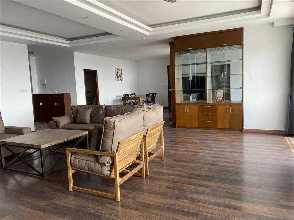 Bán căn hộ tầng cao diện tích 193m2 x 4 phòng ngủ packexim phú thượng, tây hồ, hà nội