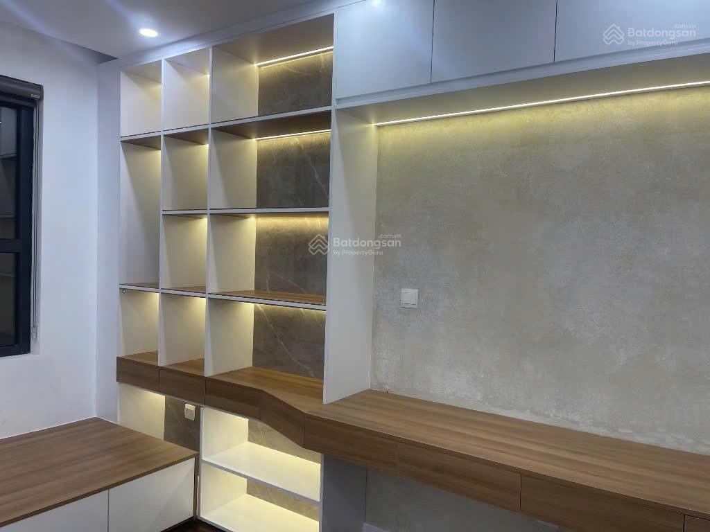 Bán căn hộ tầng trung d. le roi soleil 59 xuân diệu, tây hồ, hà nội