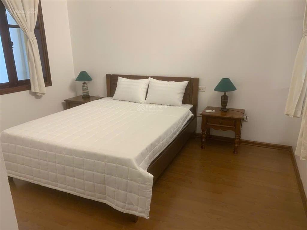 Cho thuê nhà riêng 5 tầng khu phố xuân diệu  quảng an  tây hồ  hà nội