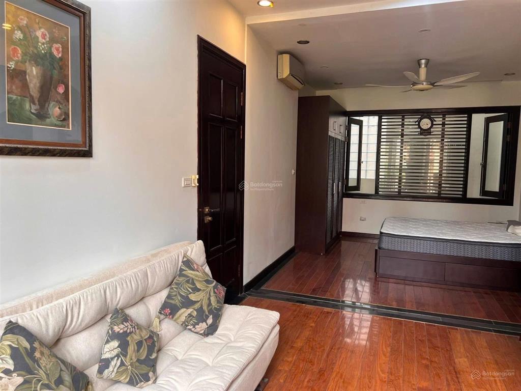 Cho thuê biệt thự 120m2 x 4 tầng tô ngọc vân, tây hồ, hà nội 0981 222 ***