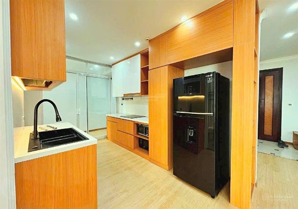 Cho thuê căn hộ tòa e4 tầng cao 123m ciputra, tây hồ, hà nội 0981 222 ***