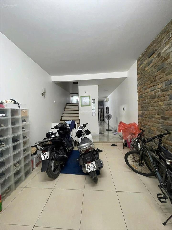 Cho thuê nhà 5 tầng khu phố âu cơ, tây hồ, hà nội 0981 222 ***