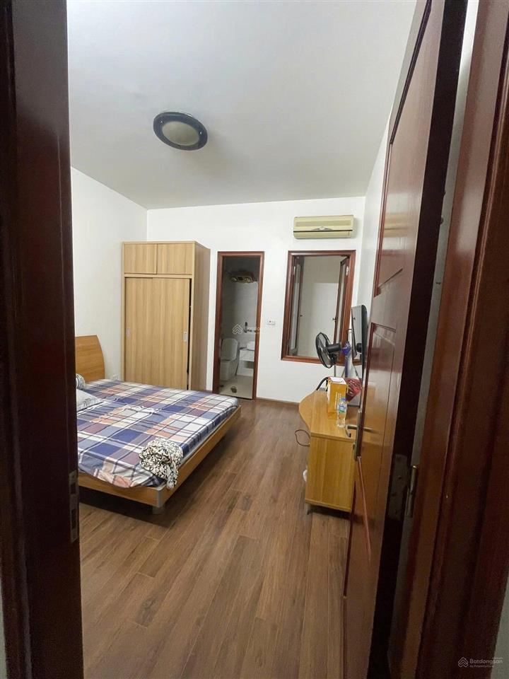 Cho thuê nhà 5 tầng khu phố âu cơ, tây hồ, hà nội 0981 222 ***