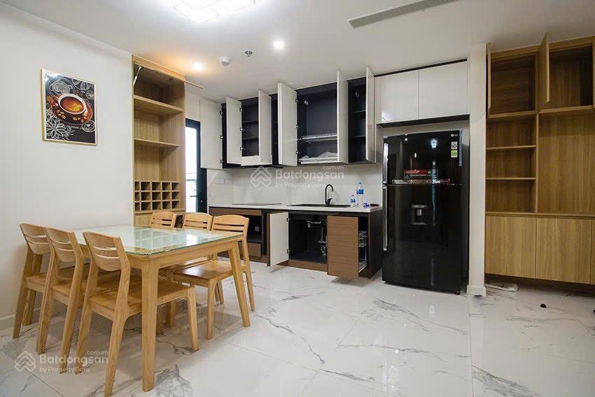 Bán căn chung cư góc 3 phòng ngủ 105m2 tầng cao  sunshine city kđt ciputra hà nội