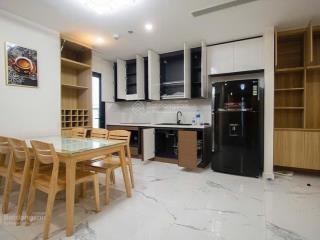 Bán căn chung cư góc 3 phòng ngủ 105m2 tầng cao  sunshine city kđt ciputra hà nội