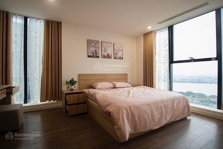 Bán căn chung cư góc 3 phòng ngủ 105m2 tầng cao  sunshine city kđt ciputra hà nội