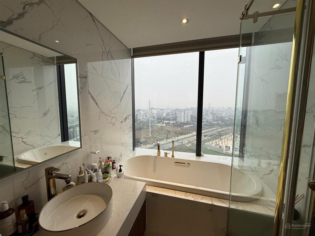 Bán căn hộ s4 104m2 3 phòng ngủ 2 logia sunshine city ciputra hà nội 0981 222 ***