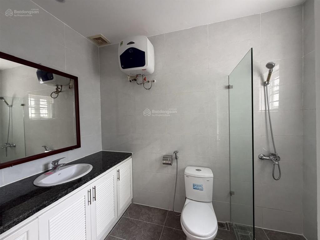 Cho thuê biệt thự 3,5 tầng  kđt ciputra  hà nội 0981 222 ***