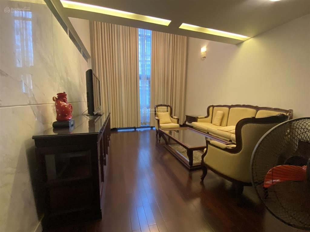 Cho thuê nhà 6 tầng mặt phố tô ngọc vân  quảng an  tây hồ  hà nội  0981 222 ***