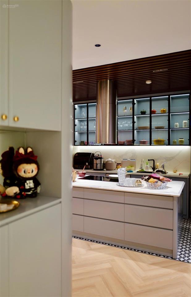 Bán căn l3 153m2 3pn ban công tây nam, tây bắc ciputra hà nội