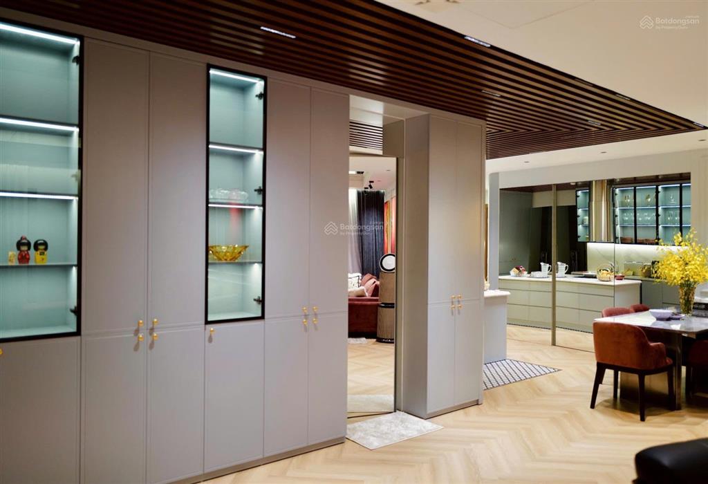 Bán căn l3 153m2 3pn ban công tây nam, tây bắc ciputra hà nội