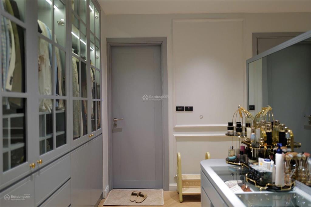 Bán căn l3 153m2 3pn ban công tây nam, tây bắc ciputra hà nội