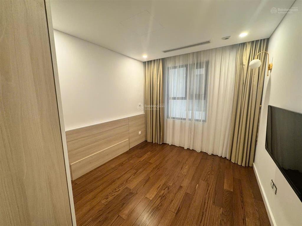 Cho thuê căn hộ 3 phòng ngủ tân hoàng minh xuân diệu, tây hồ, hà nội 0981 222 ***