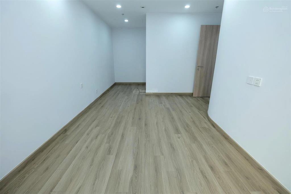 Cho thuê căn hộ skyline west lake 3 phòng ngủ 114m2 hà nội 0981 222 ***