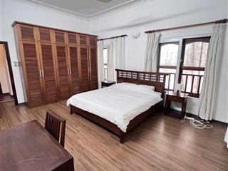Cho thuê biệt thự 5 tầng diện tích 300m2 khu phố tô ngọc vân, quảng an, tây hồ  hà nội