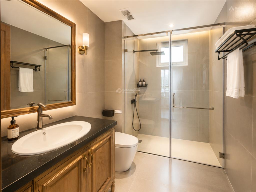 Bán căn hộ tòa e5 ciputra tây hồ hà nội  153m 3 phòng ngủ