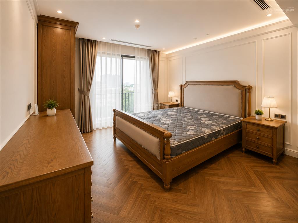 Bán căn hộ tòa e5 ciputra tây hồ hà nội  153m 3 phòng ngủ