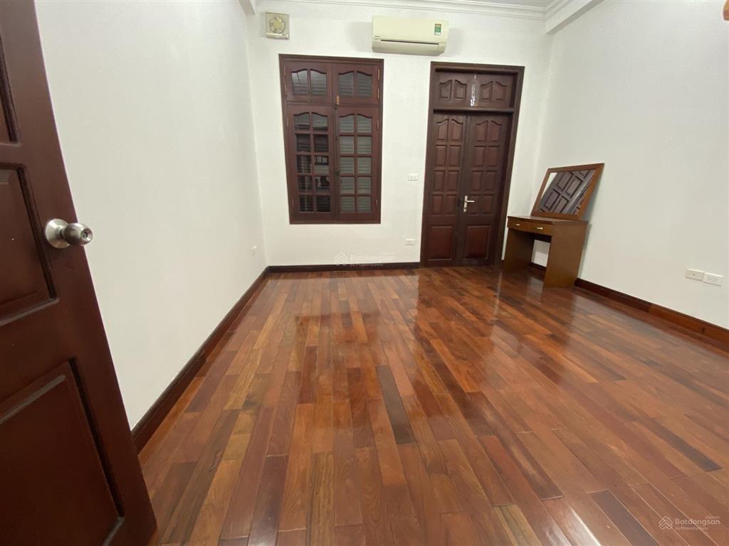 Cho thuê nhà 5 tầng  khu phố vũ miên  tây hồ  hà nội  0981 222 ***