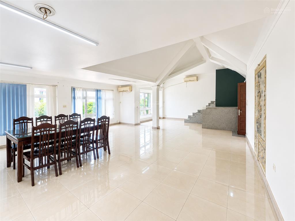 Cho thuê biệt thự 5 tầng quảng khánh tây hồ, hà nội 0981 222 ***