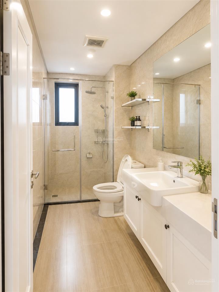 Bán căn hộ diện tích 111m2 tầng cao view hồ tây tân hoàng minh 59 xuân diệu tây hồ hà nội