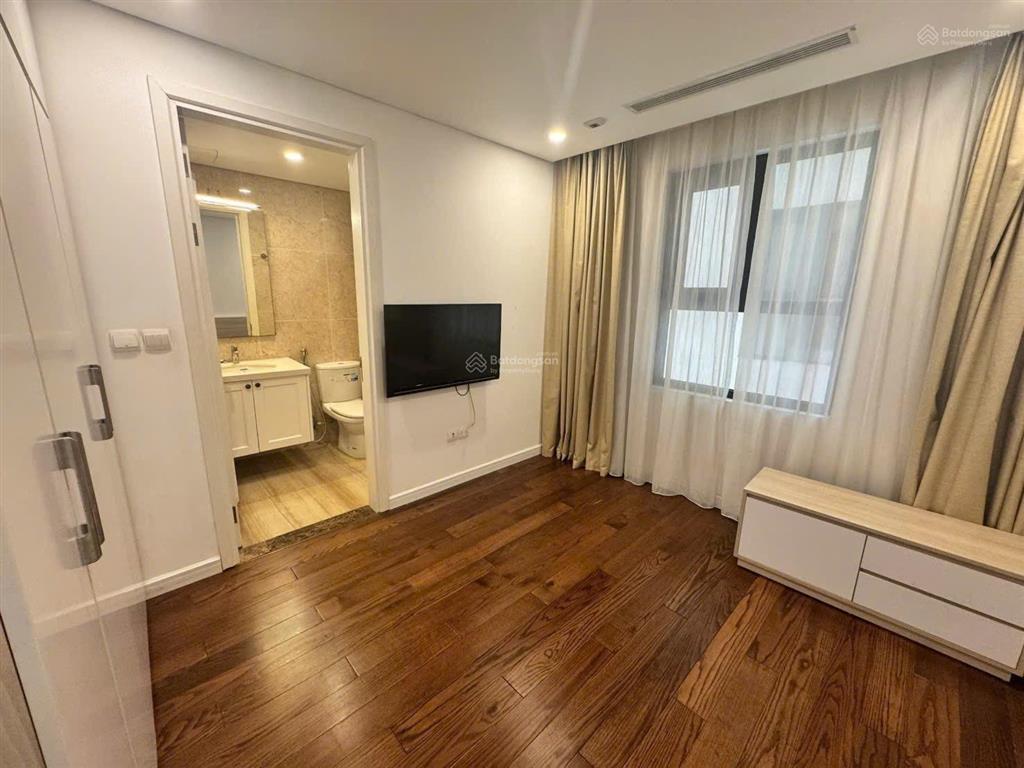 Cho thuê căn hộ 3 phòng ngủ tân hoàng minh xuân diệu, tây hồ, hà nội