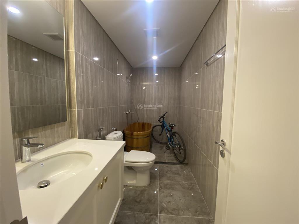 Bán căn hộ tầng cao view hồ tây  tân hoàng minh 59 xuân diệu  tây hồ  hà nội