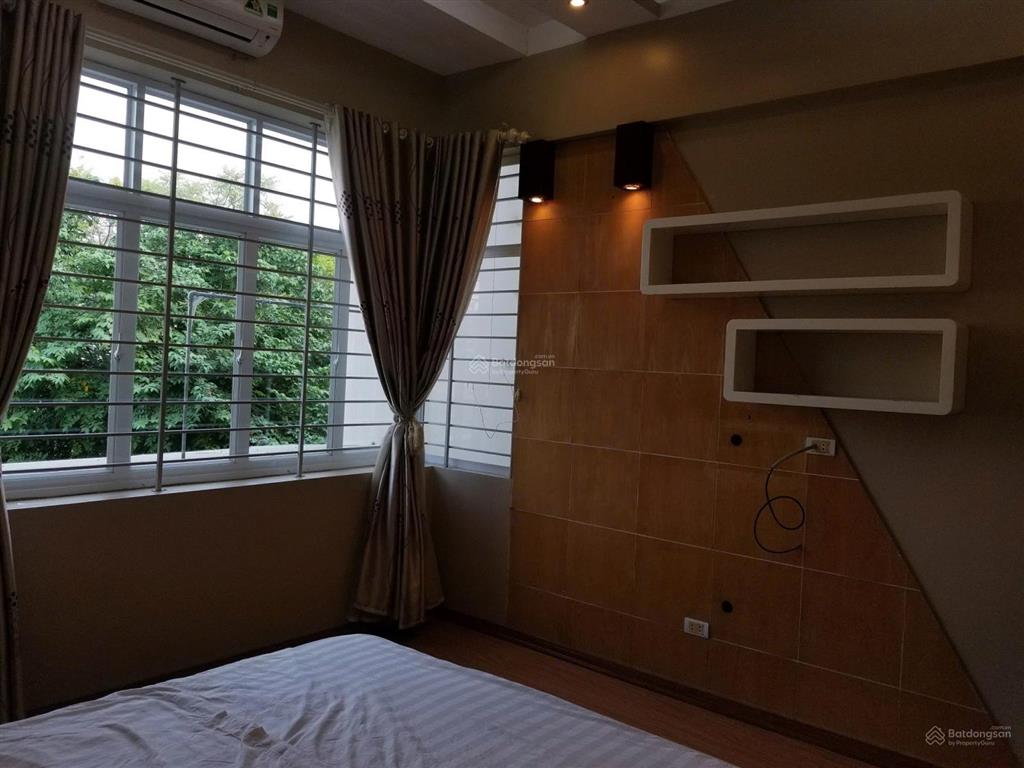 Cho thuê 2 tầng  khu phố âu cơ  tây hồ  hà nội 0981 222 ***