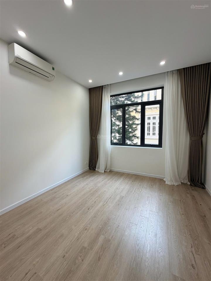 Cho thuê biệt thự 3,5 tầng d kđt ciputra  tây hồ  hà nội 0981 222 ***