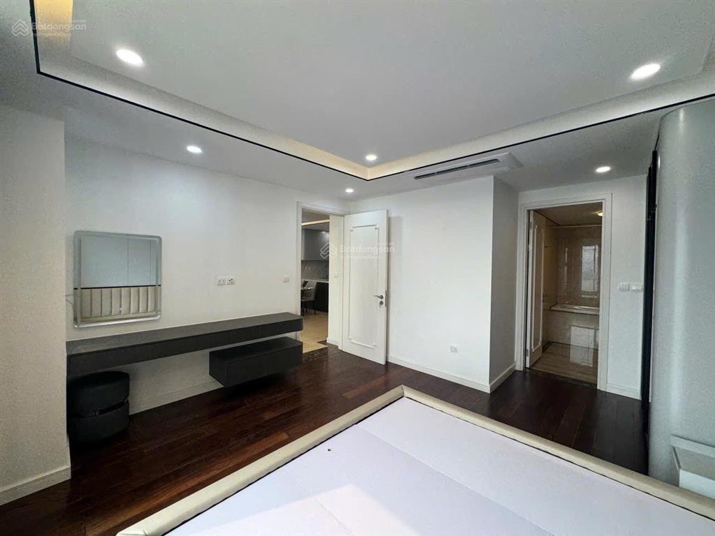 Cho thuê căn hộ 3 phòng ngủ tân hoàng minh xuân diệu, tây hồ, hà nội 0981 222 ***