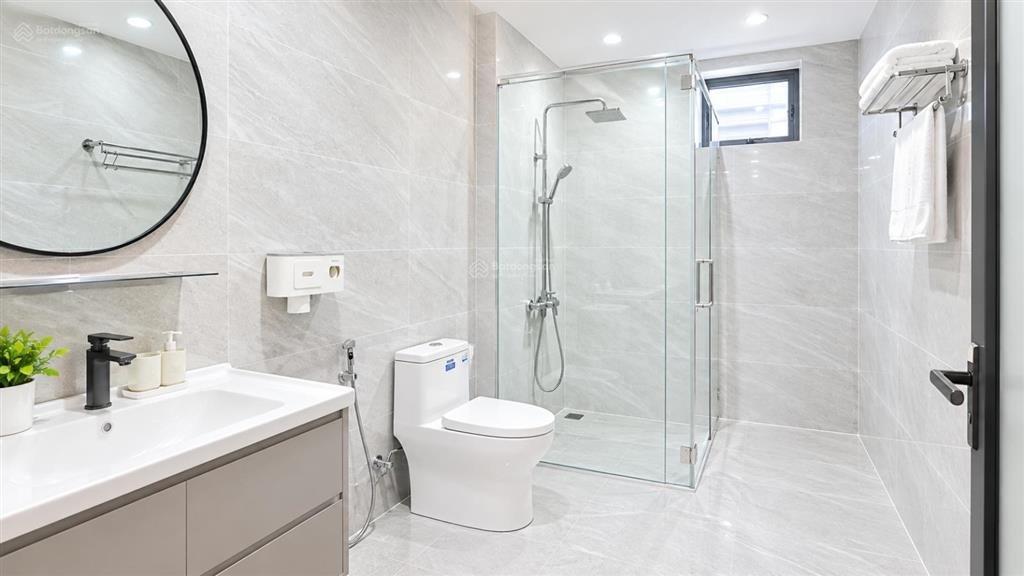 Cho thuê nhà 5 tầng ngõ quảng an  tây hồ, hà nội  0981 222 ***