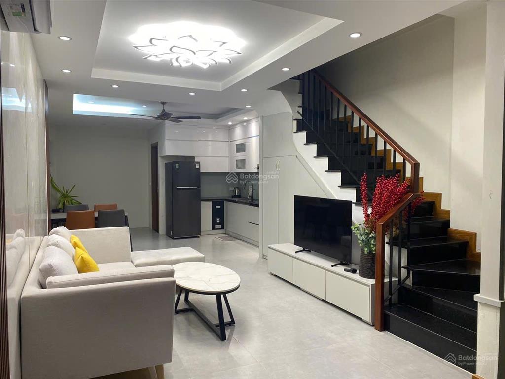 Cho thuê nhà 5 tầng quảng an, tây hồ hà nội 0981 222 ***
