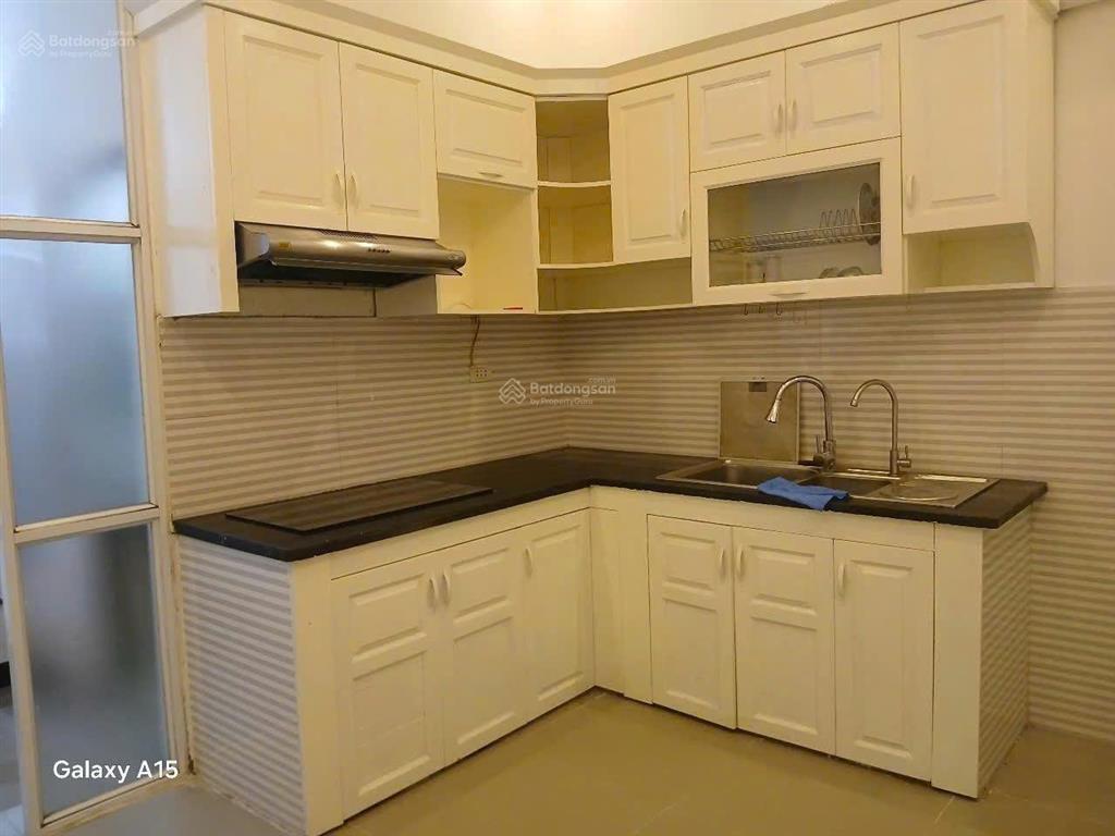 Cho thuê nhà 4 tầng trịnh công sơn, tây hồ hà nội 0981 222 ***