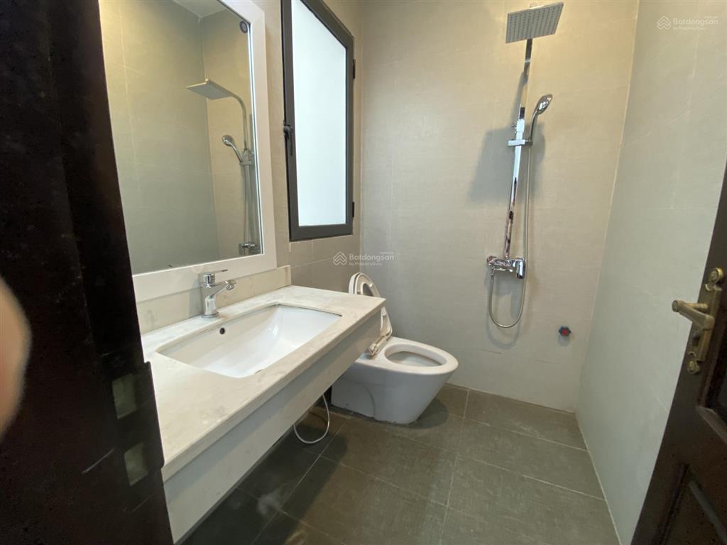 Cho thuê nhà 5 tầng ngõ nhật chiêu, tây hồ hà nội 0981 222 ***
