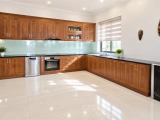 Cho thuê nhà 5 tầng xuân diệu, quảng an tây hồ hà nội 0981 222 ***