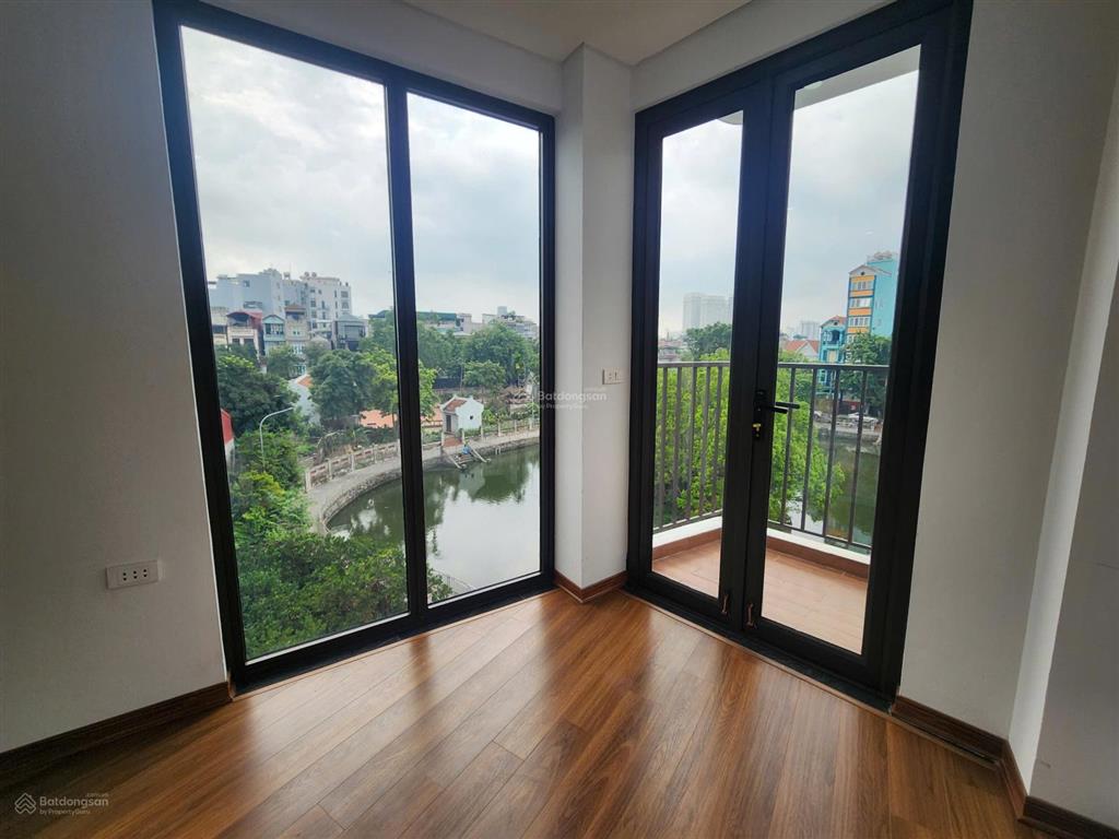 Cho thuê nhà 5 tầng có thang máy  an dương vương, tây hồ  hà nội 0981 222 ***