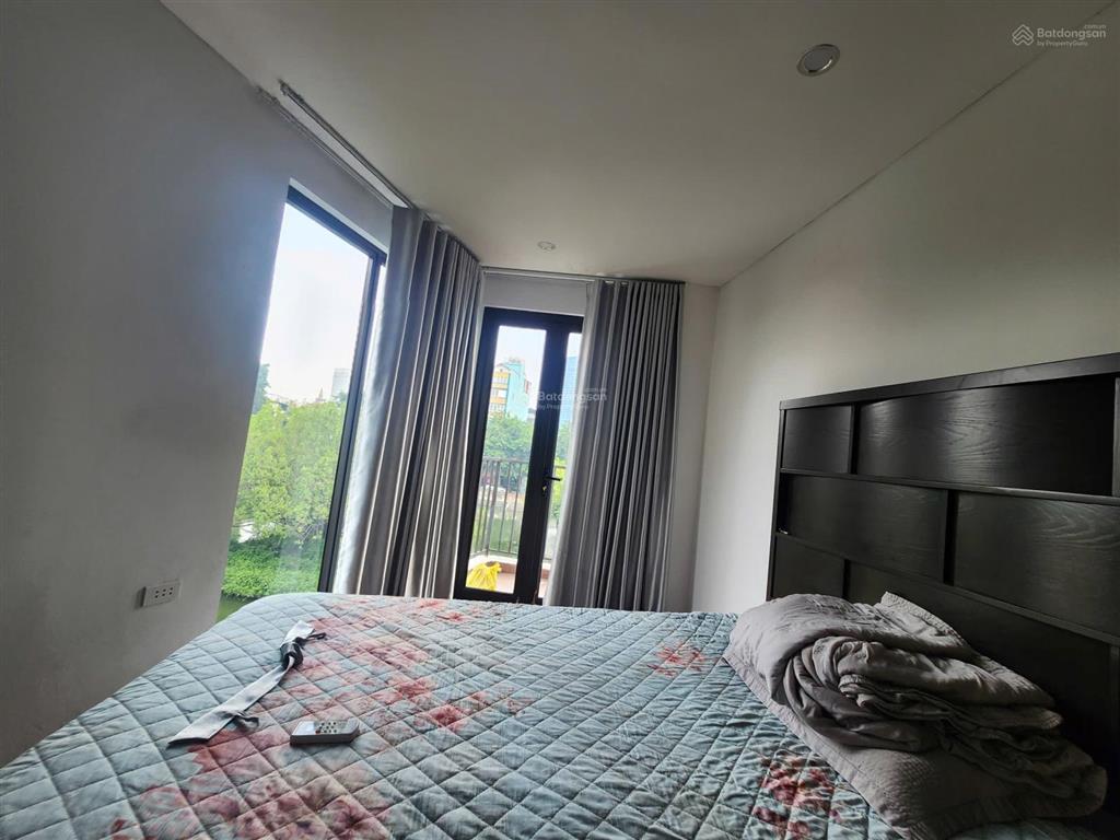 Cho thuê nhà 5 tầng có thang máy  an dương vương, tây hồ  hà nội 0981 222 ***