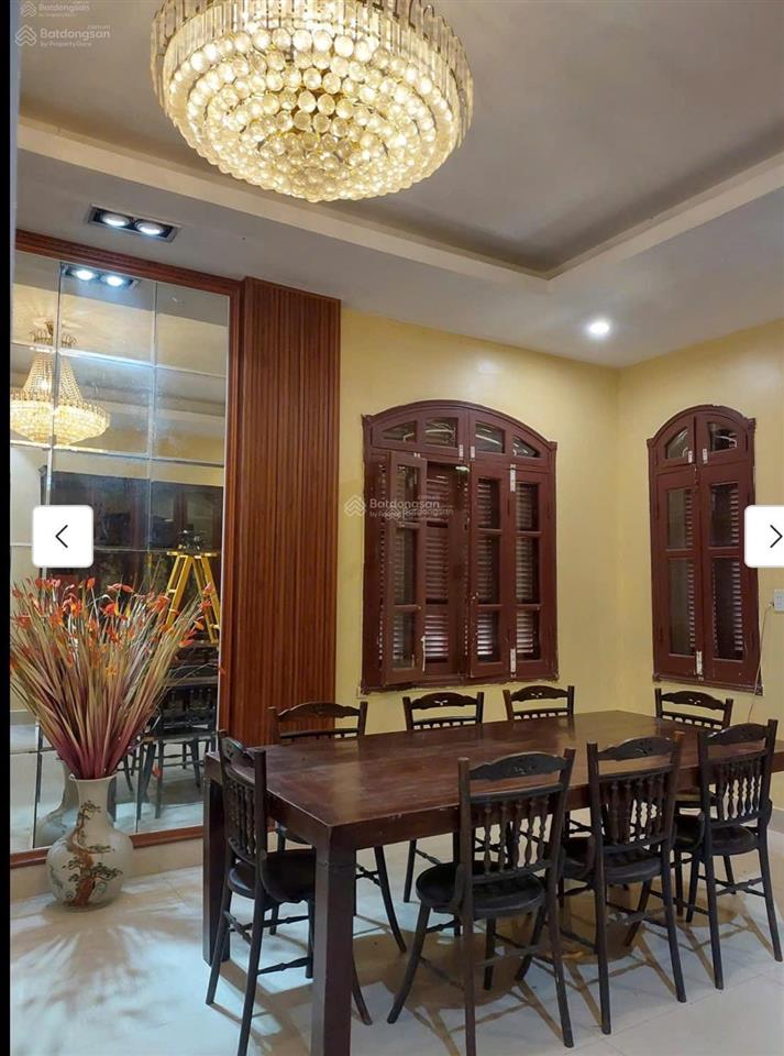 Cho thuê biệt thự sân vườn 3 tầng khu phố tứ liên  tây hồ, hà nội 0981 222 ***