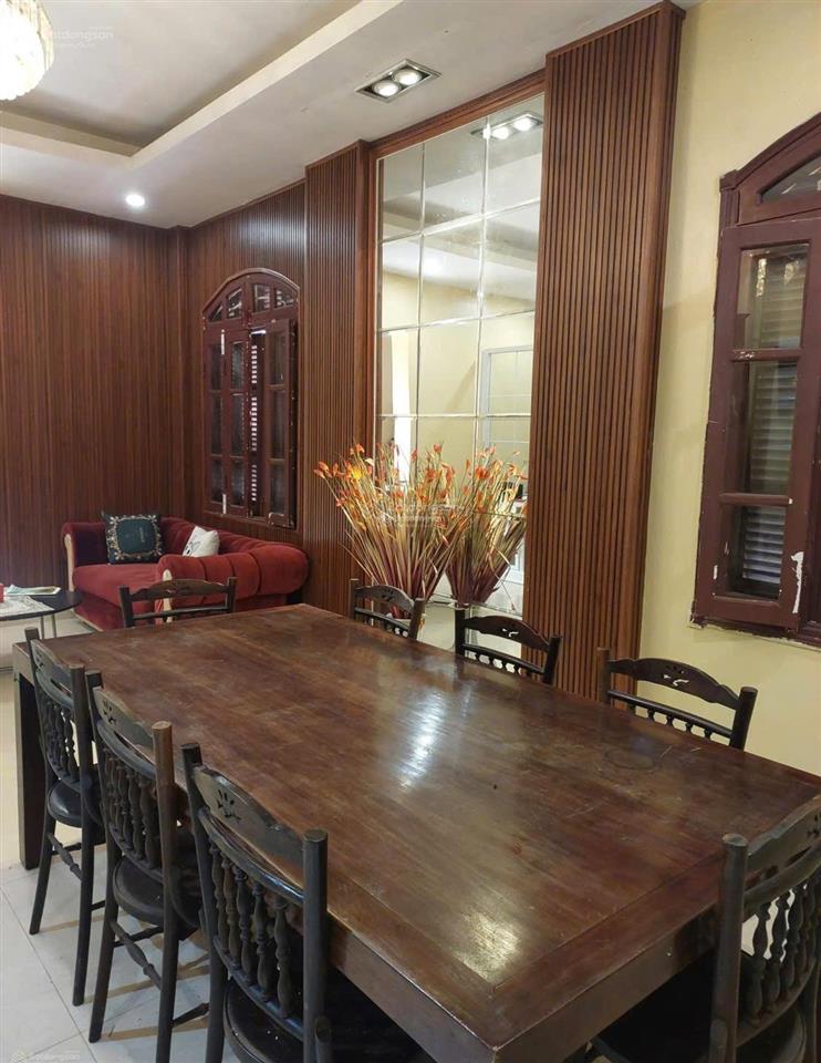 Cho thuê biệt thự sân vườn 3 tầng khu phố tứ liên  tây hồ, hà nội 0981 222 ***