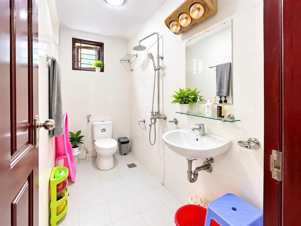 Cho thuê nhà 5 tầng phố âu cơ, tây hồ, hà nội 0981 222 ***
