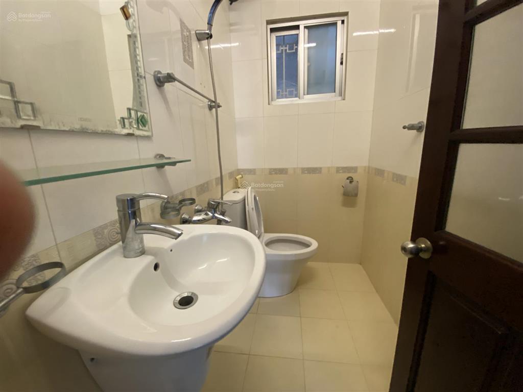 Cho thuê biệt thự 5 tầng khu phố quảng khánh, tây hồ, hà nội 0981 222 ***
